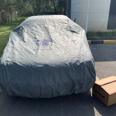 Bạt phủ ô tô chất liệu vải không dệt cao cấp thương hiệu MACSIM dành cho Volvo CX40 màu ghi 