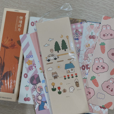 Đời Về Cơ Bản Là Buồn Cười (Tặng Bookmark)