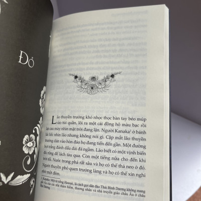 MẶT NẠ BƯƠM BƯỚM - W. Somerset Maugham - June Phạm dịch – Linh Lan - NXB Phụ Nữ