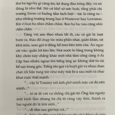 Sách - Carrie - Vũ hội đẫm máu (Stephen King) (Nhã Nam Official)