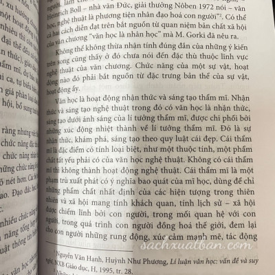 Sách Lí Luận Văn Học Tập 1 - Văn học, nhà văn, bạn đọc