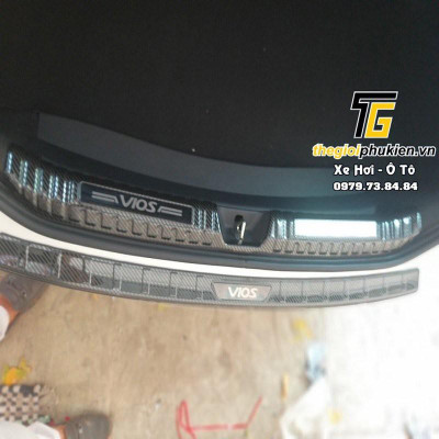 Combo ỐP BẬC CỐP VÀ BẬC CỬA xe Toyota Corolla Cross vân Carbon