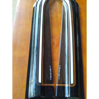 Vè che mưa sơn gồ 2 màu xe Ford Transit 2014- 2021- Hàng đẹp