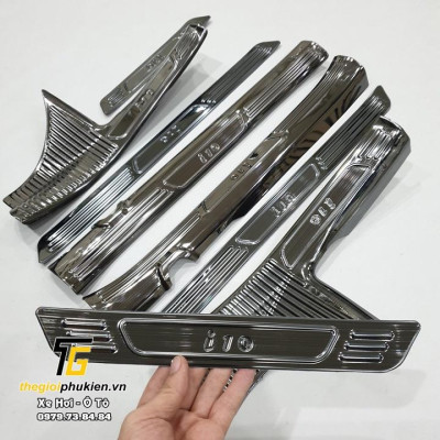 Bộ Ốp bậc cửa, Nẹp bước chân Hyundai Grand i10 2021 vân Titan