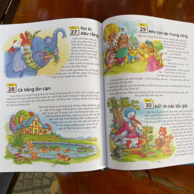 365 NGÀY KỂ CHUYỆN