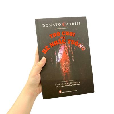 Trò Chơi Của Kẻ Nhắc Tuồng