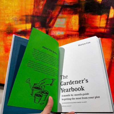 Sách - The Gardener