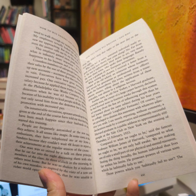 Sách - How to Win Friends and Influence People by Dale Carnegie - Self Help/ Nonfiction/ Business