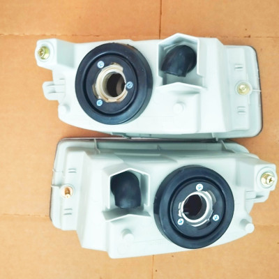 Bộ 2 Đèn Gầm Sương Mù Toyota Land Cruiser 100 4.5L (1998-2007)