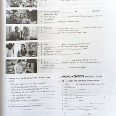 English File 4th Edition: Intermediate: Workbook With Key