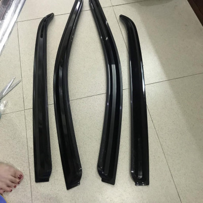 Vè che mưa đen xe Hyundai Getz , Click hàng Hàn Quốc chất liệu dày , có vi deo rivew sản phẩm