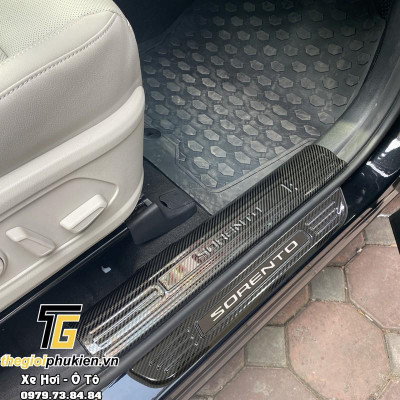 Bộ Ốp bậc cửa, Nẹp bước chân Kia Sorento 2021 vân Carbon