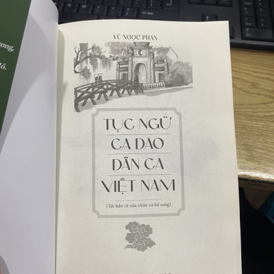 Tục ngữ ca dao dân ca Việt Nam ( Đại Mai )