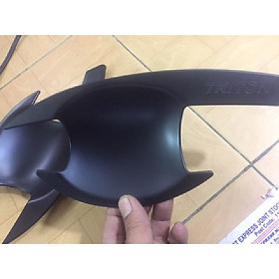 Bộ ốp hõm dành cho Triton 2017/2018 Nhựa đen