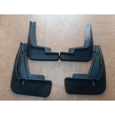 Bộ 4 tấm chắn bùn bánh xe Toyota Avanza 2022 - 2023 - hàng nhựa dẻo cao cấp