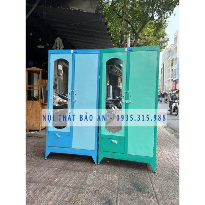 Tủ sắt đựng quần áo 1m6 - XANH