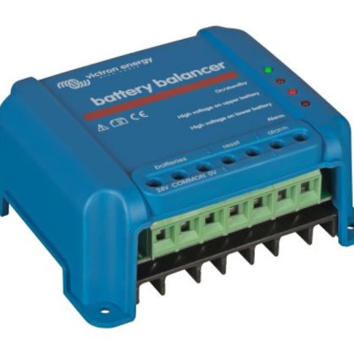 Bộ cân bằng pin Battery Balancer của thương hiệu Victron Energy.