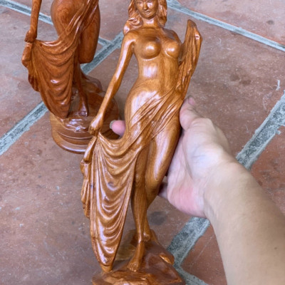 Tượng cô gái thiếu nữ tượng nghệ thuật trang trí bắng gỗ hương đá kt cao 40cm