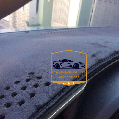 [KIA K5] Thảm Taplo 3 Lớp Dành Cho Xe KIA K5, Nhung Lông Cừu Và Da Vân Carbon Cao Cấp - Hàng Chính Hãng