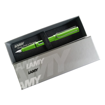 Bút Mực Lamy Safari (Apple Green) 013