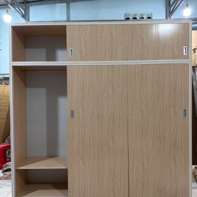 Tủ áo lùa Tundo 1m6 x 2m2 cỡ lớn (màu sồi)