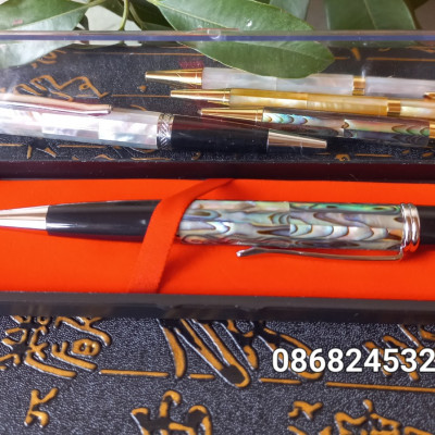 Bút bi viết ký  phong cách lịch mãn đẳng cấp khảm vỏ bào ngư xanh