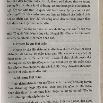 Cẩm nang pháp luật và nghiệp vụ dành cho Hội thẩm trong xét xử các vụ án dân sự