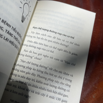 TIẾT THỰC NỬA NGÀY - Phương thuốc tối ưu – Atsushi Aoki – Vương Anh dịch – Huy Hoang Books phát hành - NXB Thanh Niên (Bìa mềm)