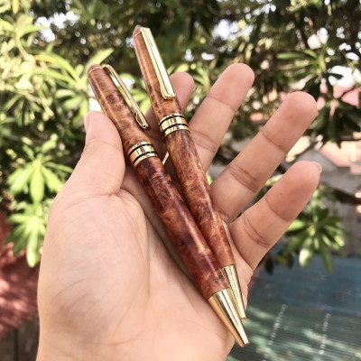Bút gỗ Nu Huyết Long thân xay hàng vip (PE997X) thơm mùi gỗ - Lõi bút nhập khẩu Châu Âu