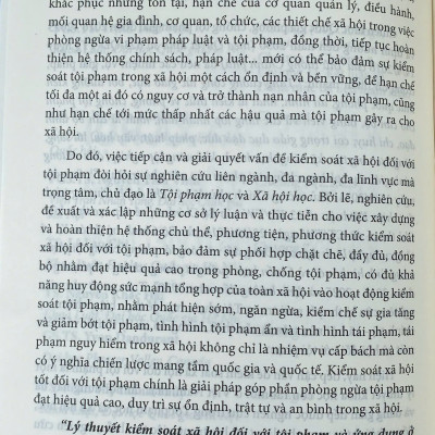 Lý Thuyết Kiểm Soát Xã Hội Đối Với Tội Phạm Và Ứng Dụng Ở Việt Nam