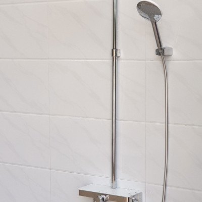 Bộ Vòi Sen Nóng Lạnh Tắm Đứng Eurolife EL-SC906