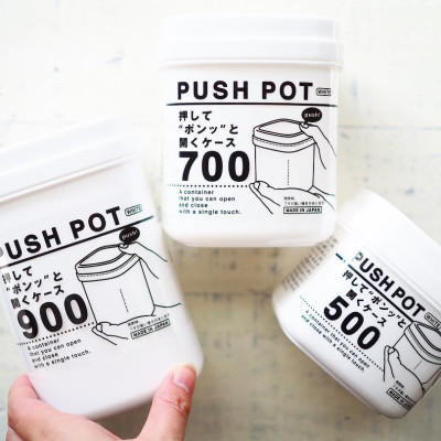Hộp thực phẩm nắp kín đóng mở dễ dàng Push Pot hàng chuẩn Made in Japan