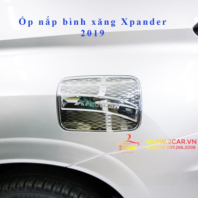 Ốp nắp bình xăng xe Mitsubishi Xpander 2018- 2021, 2022 mạ crom cao cấp
