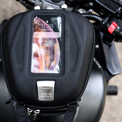 Túi tanklock givi ST602B gắn cho xe motor, xe phân khối lớn, túi gắn bình xăng givi ST602B