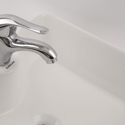 Vòi lavabo lạnh Eurolife EL-117 (Trắng bạc)