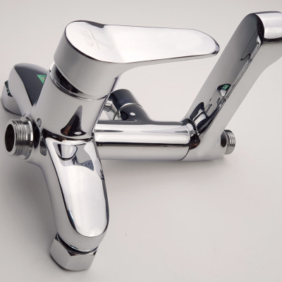 Sen bộ tắm đứng nóng lạnh Eurolife EL-S904 (Trắng bạc)