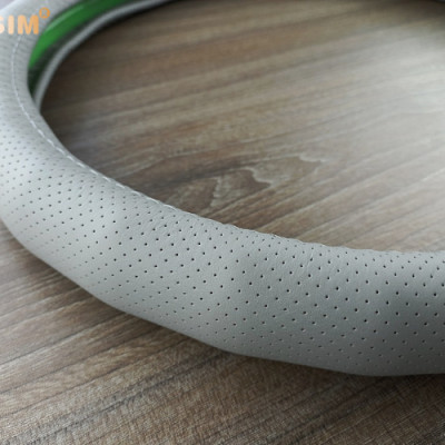 Bọc vô lăng cao cấp Macsim mã 8932 màu ghi xám - Chất liệu da thật - Khâu tay 100% size M