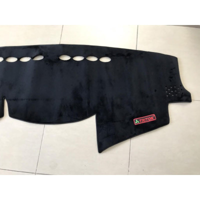 MITSUBISHI TRITON 2016 - 2021 THẢM CHE NẮNG TAPLO NHUNG 3 LỚP CHỐNG TRƯỢT