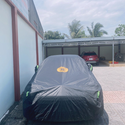 Bạt phủ ô tô Huyndai Santafe chất liệu Polyester - màu đen cao cấp MACSIM màu đen