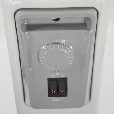 Máy sưởi dầu 15 thanh Tiross TS9219 - Công suất 2800W - Hàng chính hãng 