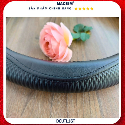 Bọc vô lăng cao cấp Macsim mã Dcut L16T-2 chất liệu da thật lõi cao su non cỡ M cho các dòng xe