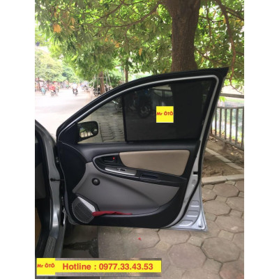 RÈM CHE NẮNG NAM CHÂM CHO XE TOYOTA VIOS 2003-2008 . 