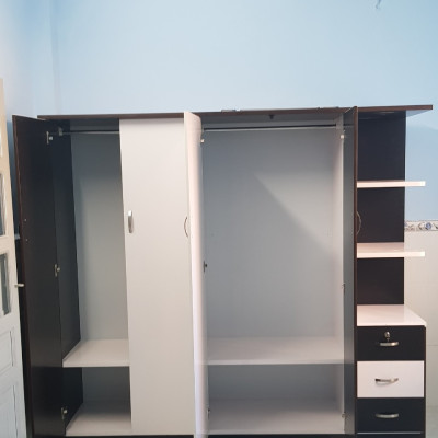 Tủ áo kèm kệ trang trí 2m x 1m8 x 0,5 m (Đen Trắng)