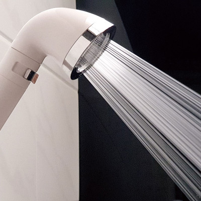 Bộ tay dây sen siêu tăng áp lõi lọc Vitamin- khoáng chất Eurolife EL-118SH (Trắng)