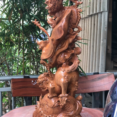 Tượng đạt ma sư tổ bằng gỗ hương đá kt cao 100×37×19cm
