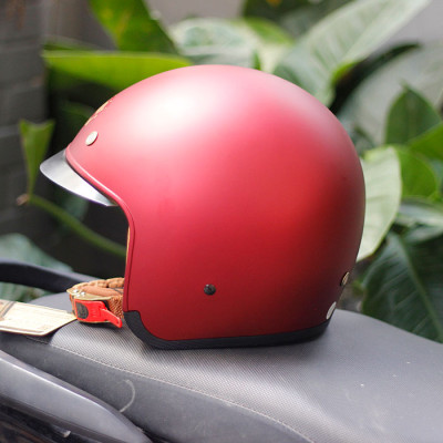 Nón bảo hiểm 3/4 ROYAL M139 có kính âm màu ĐỎ ĐÔ