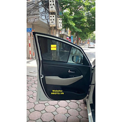 RÈM CHE NẮNG NAM CHÂM CHO XE KIA RONDO. 