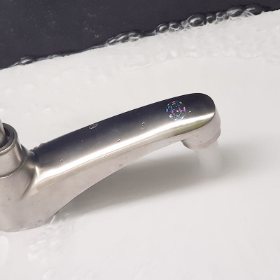 Vòi lavabo lạnh Inox SUS 304 Eurolife EL-122 (Trắng vàng)