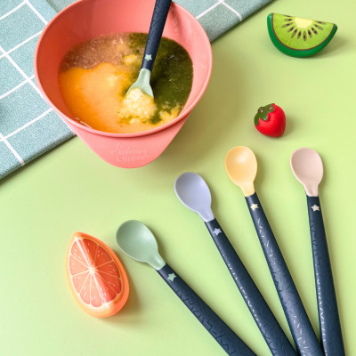 Thìa Ăn Dặm Tommee Tippee Softee, Cho Bé Từ 4 Tháng - Set 5 Thìa, Tách Lẻ (Giao Màu Ngẫu Nhiên)