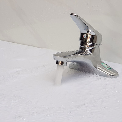 Vòi Lavabo 2 chân nóng lạnh Đồng mạ Chrome Eurolife EL-LOT03-1 (Trắng bạc)